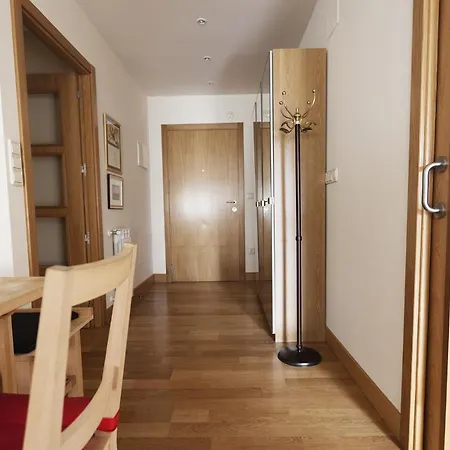 Eguzkibegi - Basque Apartment *